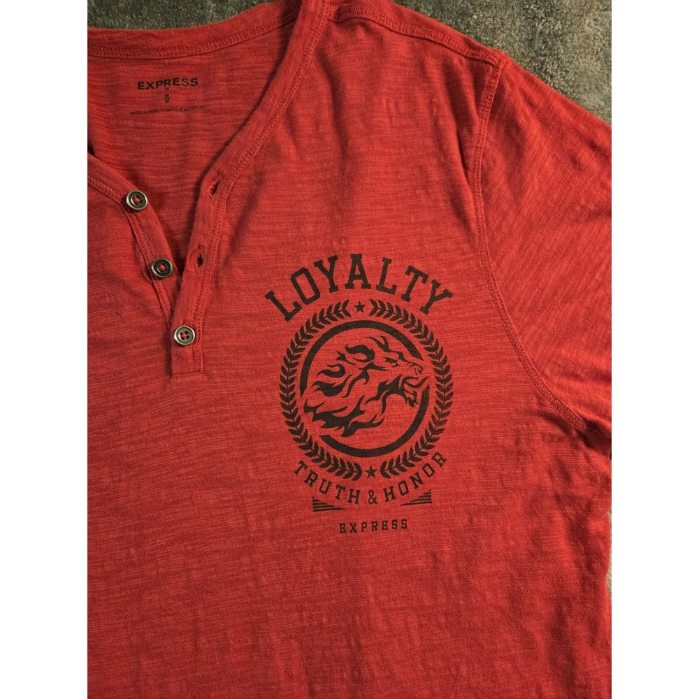 Express Men's M Red Henley Button Tee 100% Cotton Slub Lion Graphic Print